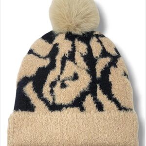 Stylish Black and Tan Pom Pom Beanie